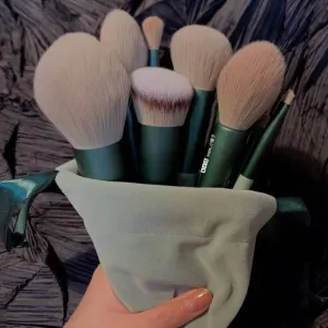 13 Pieces Purple flower Holly Leaf Makeup Brushes
