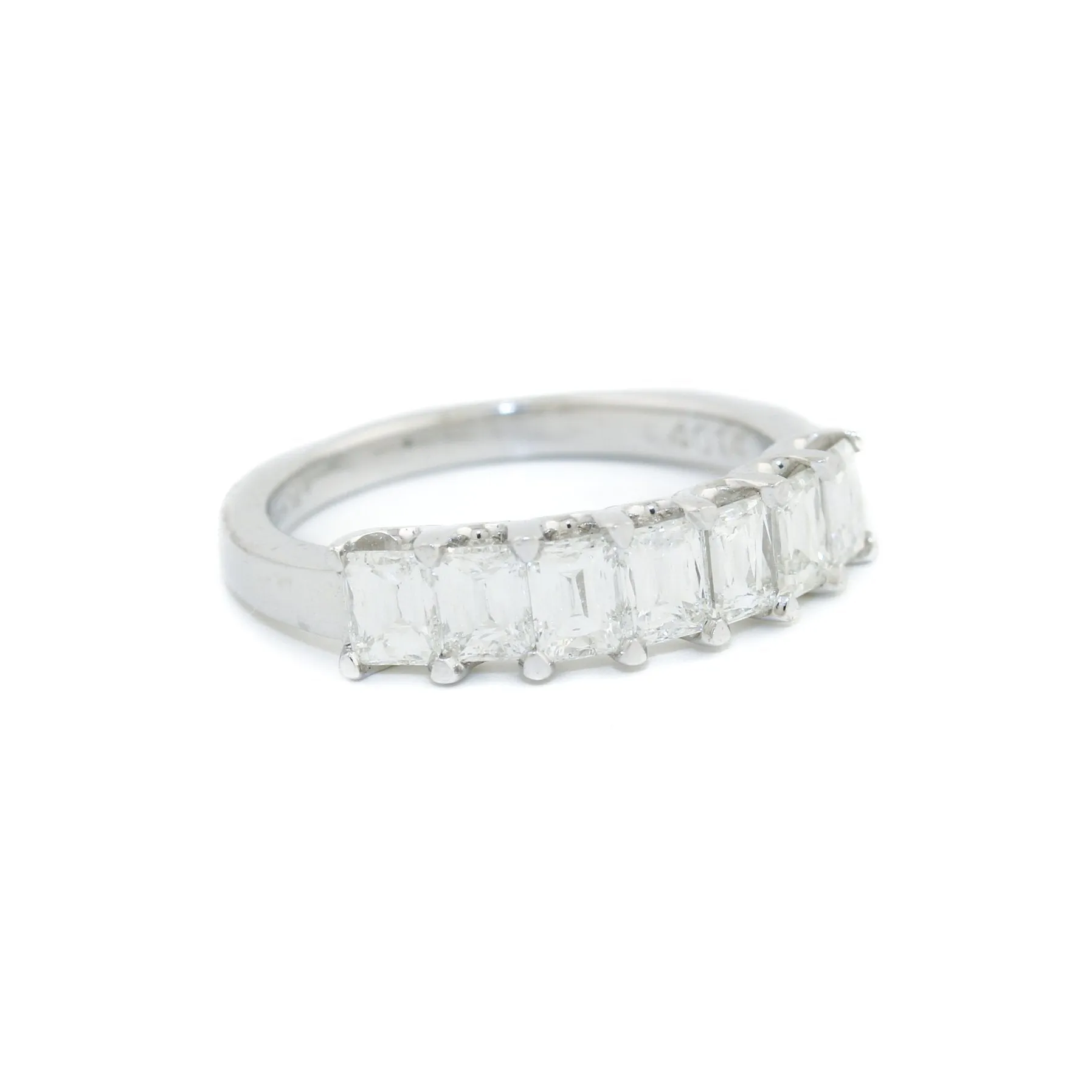 18K White Gold x Emerald-Cut Septet Diamond Ring