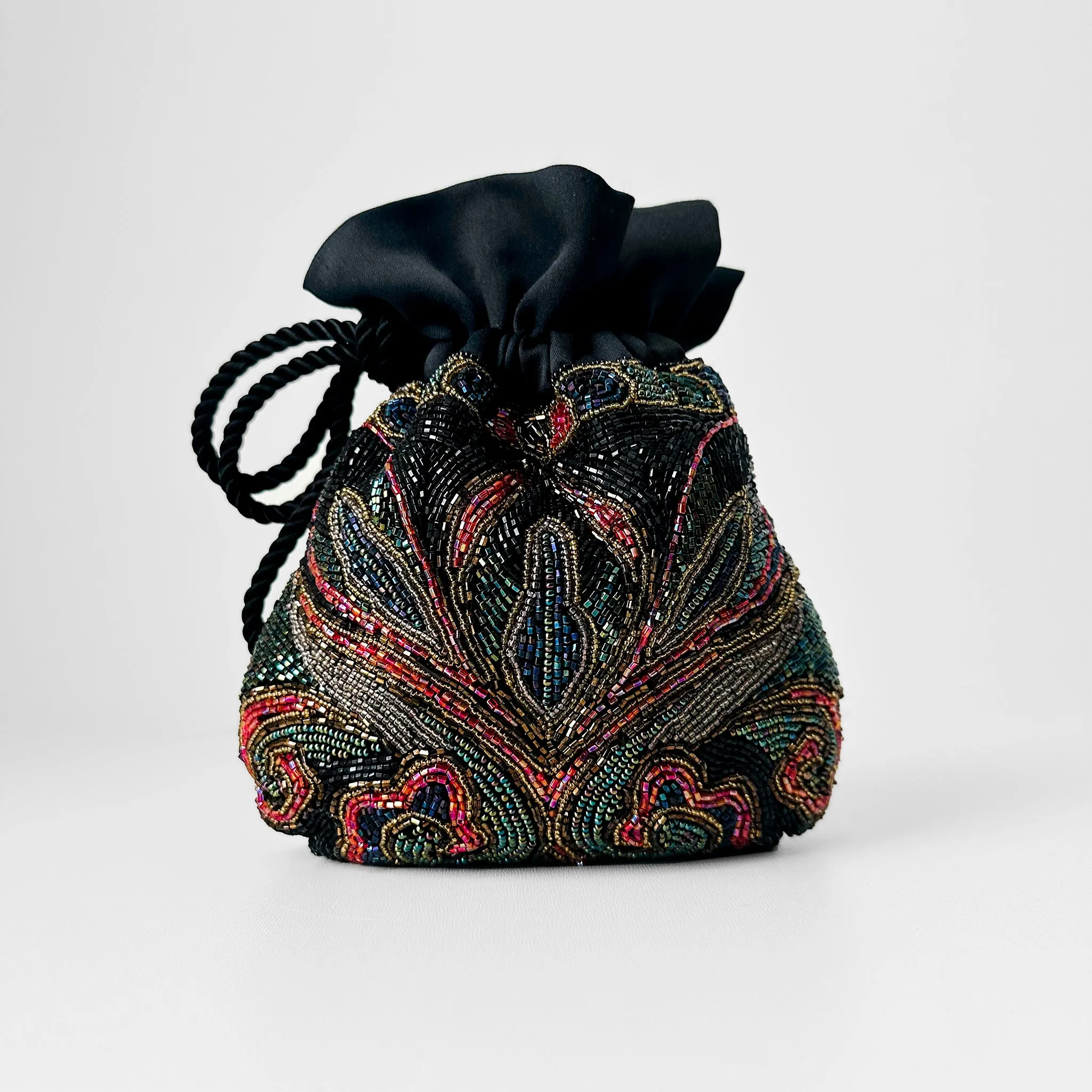 1980s Cinch Strap Beaded Evening Bag Pouch