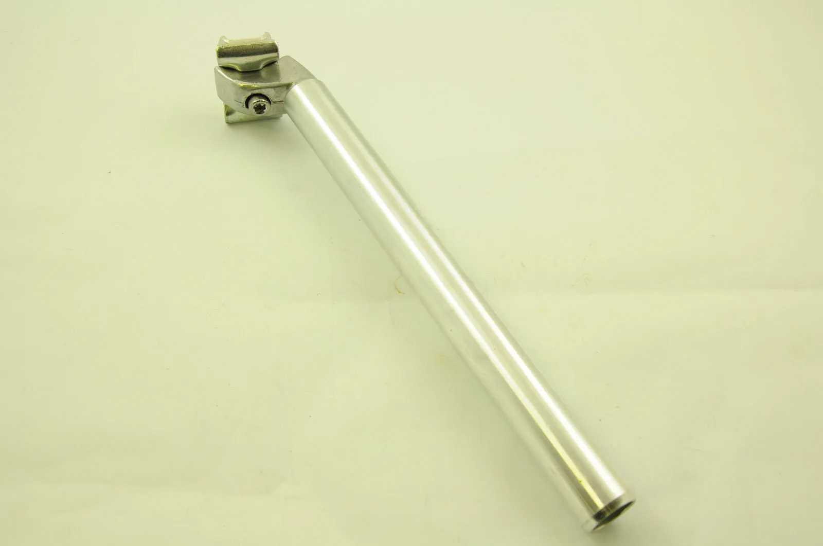 26.4mm MICRO ADJUST SEAT POST SADDLE STEM FOR FIXIE MOUNTAIN BIKE TREKKING 300mm