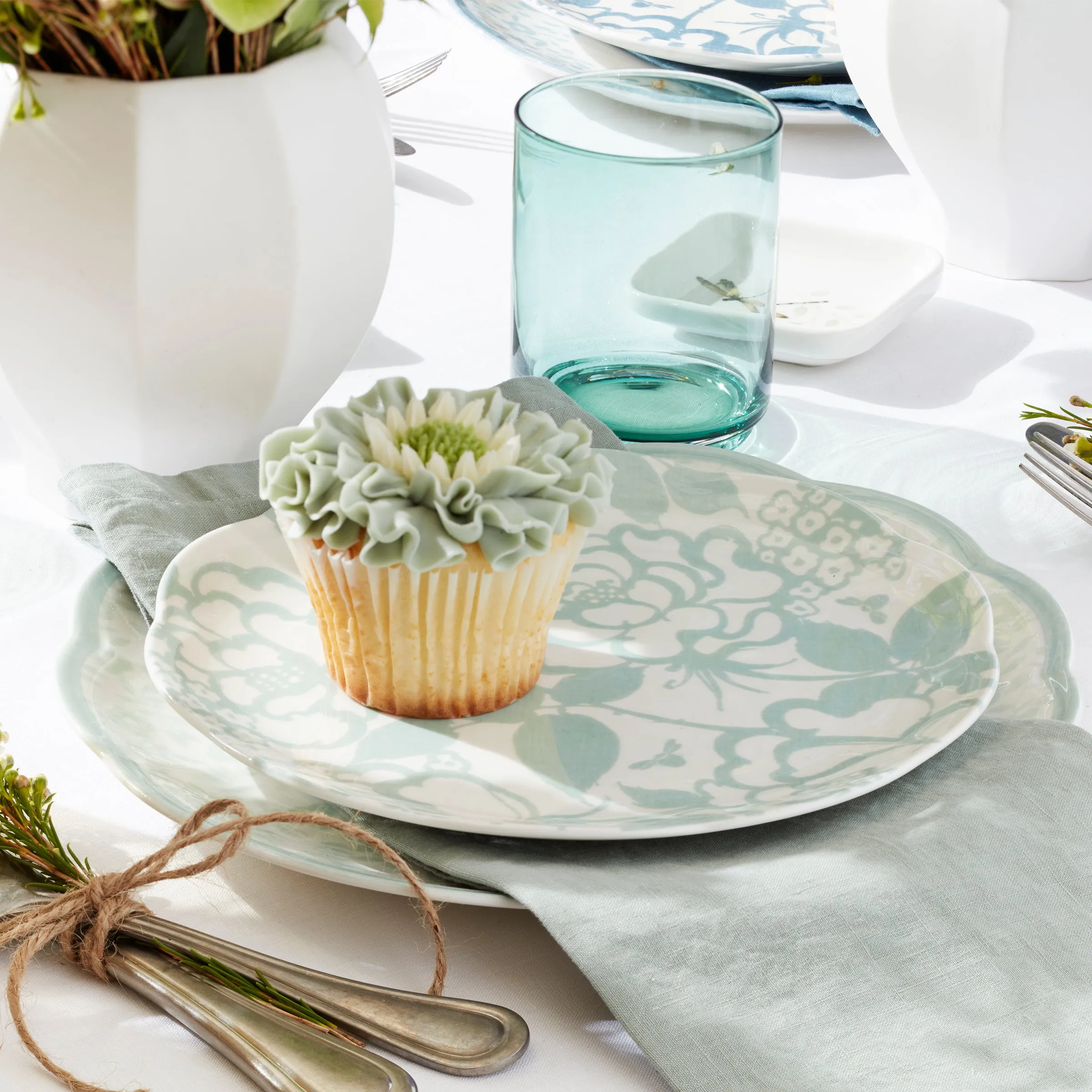 Butterfly Meadow Cottage 12-Piece Dinnerware Set