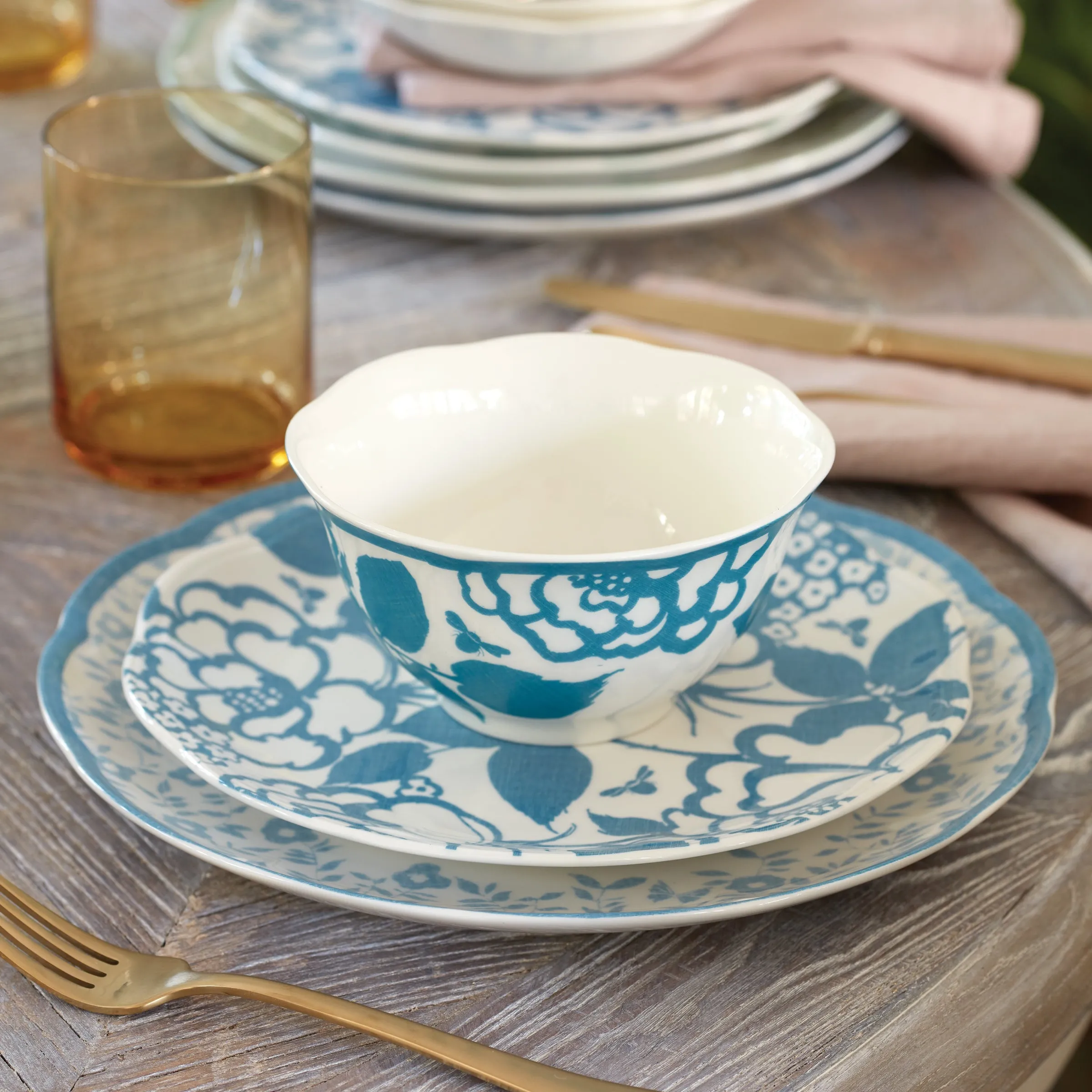 Butterfly Meadow Cottage 4-Piece Dinner Plates