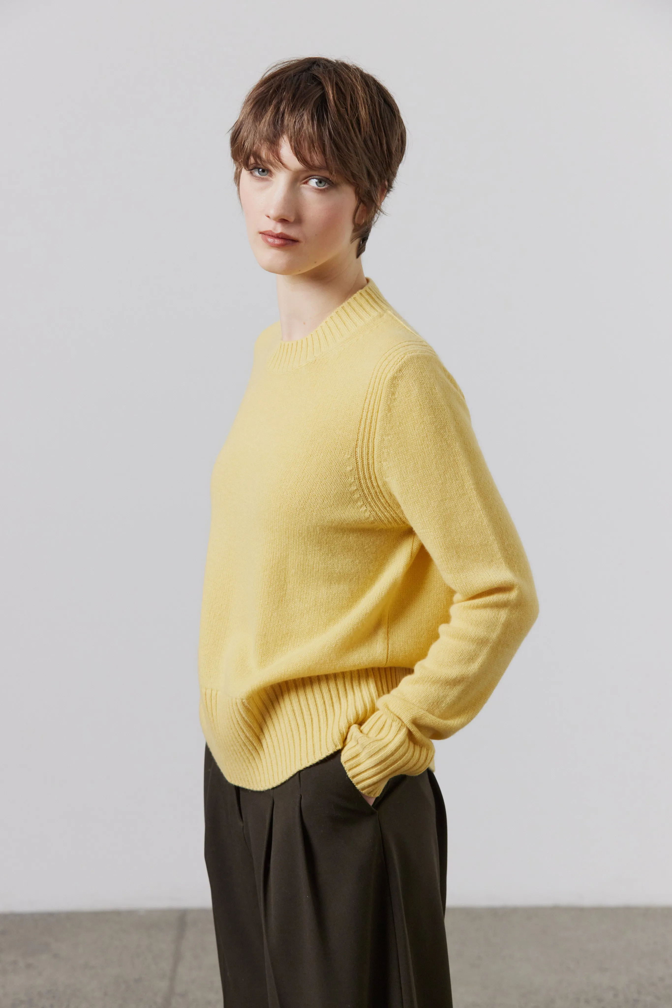 Chunky Cashmere Crew - Winter Yellow