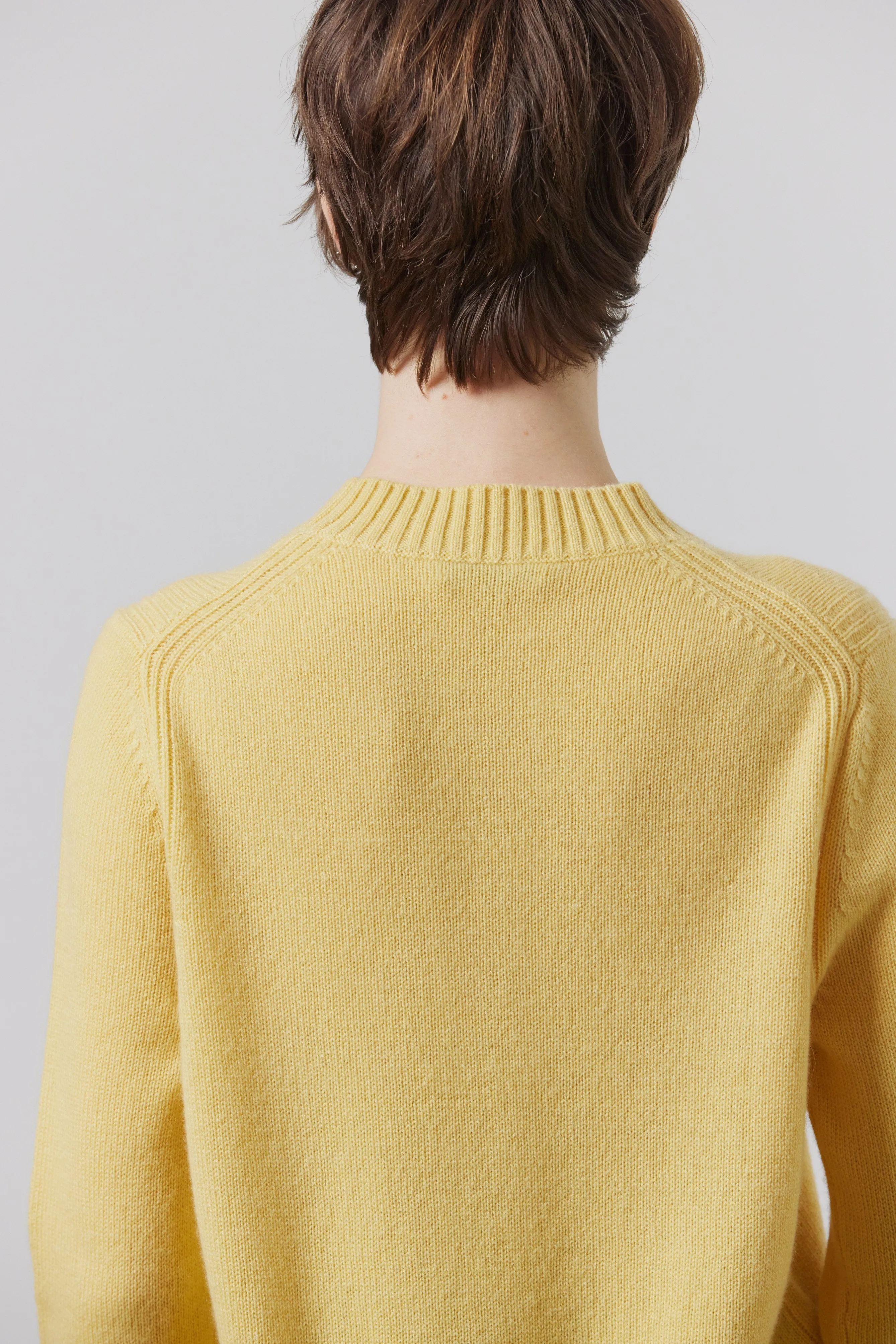 Chunky Cashmere Crew - Winter Yellow