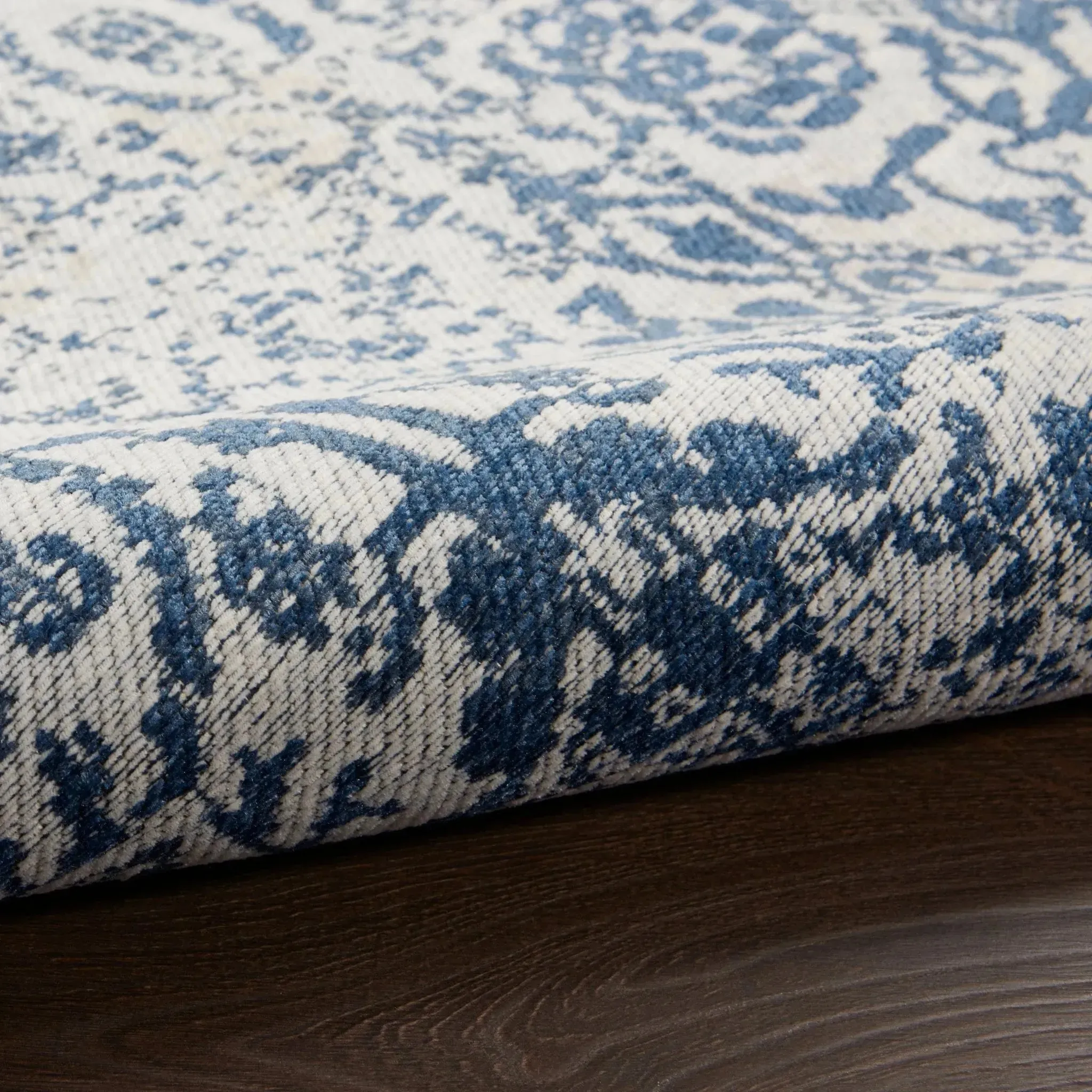 Damask DAS06 Blue Rug