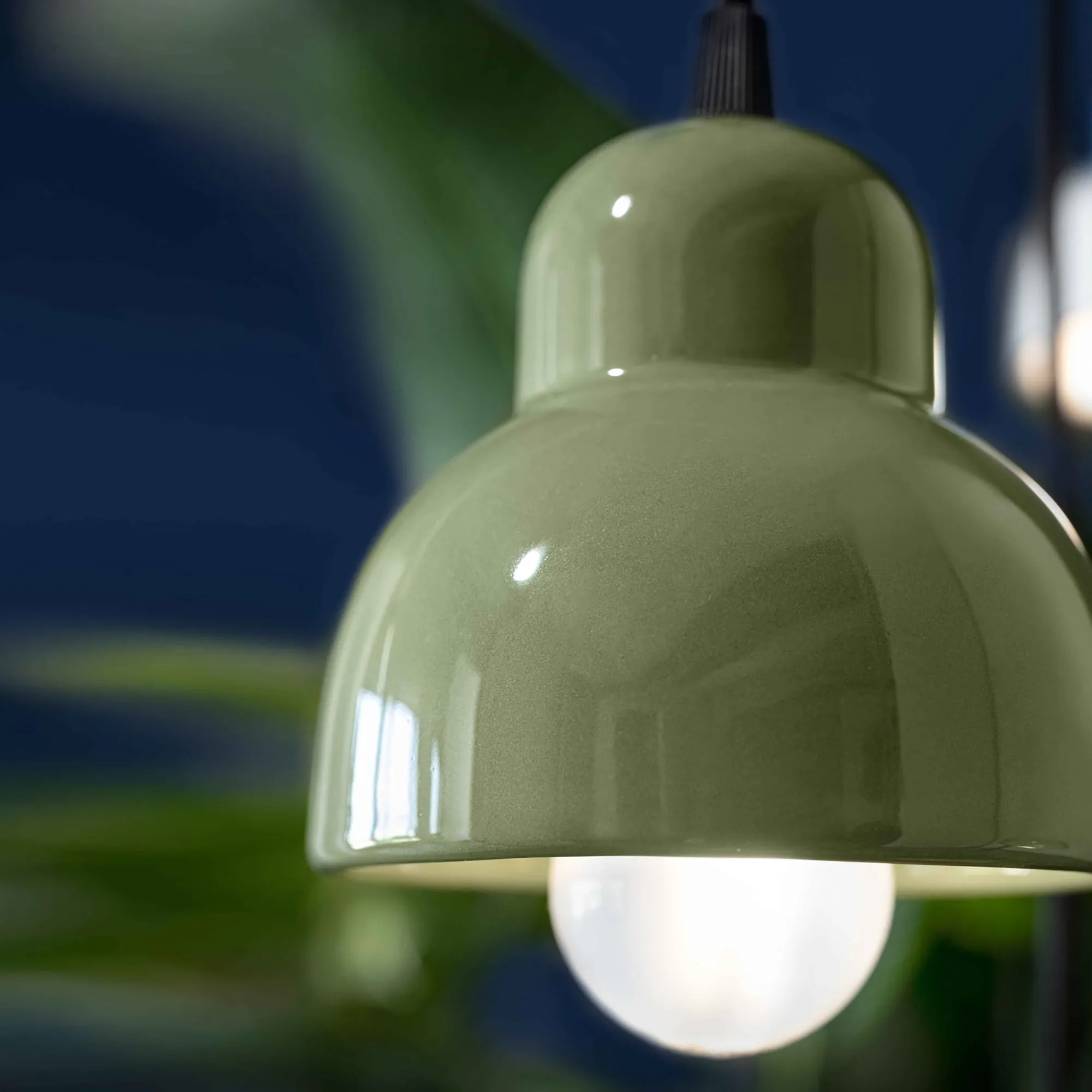 Deco Berimbau Pendant Light