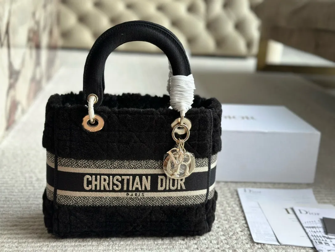 DR472 Medium Lady Dior Bag /  9.5 x 8.5 x 4.5 inches