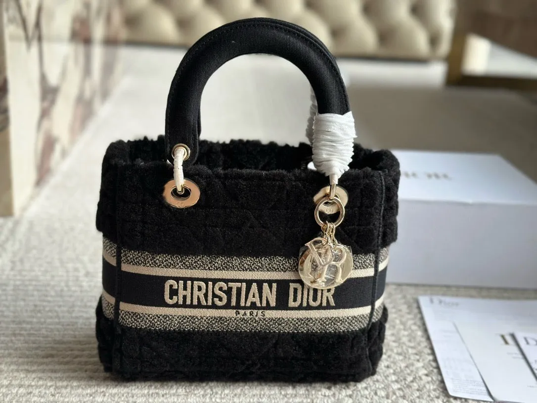 DR472 Medium Lady Dior Bag /  9.5 x 8.5 x 4.5 inches