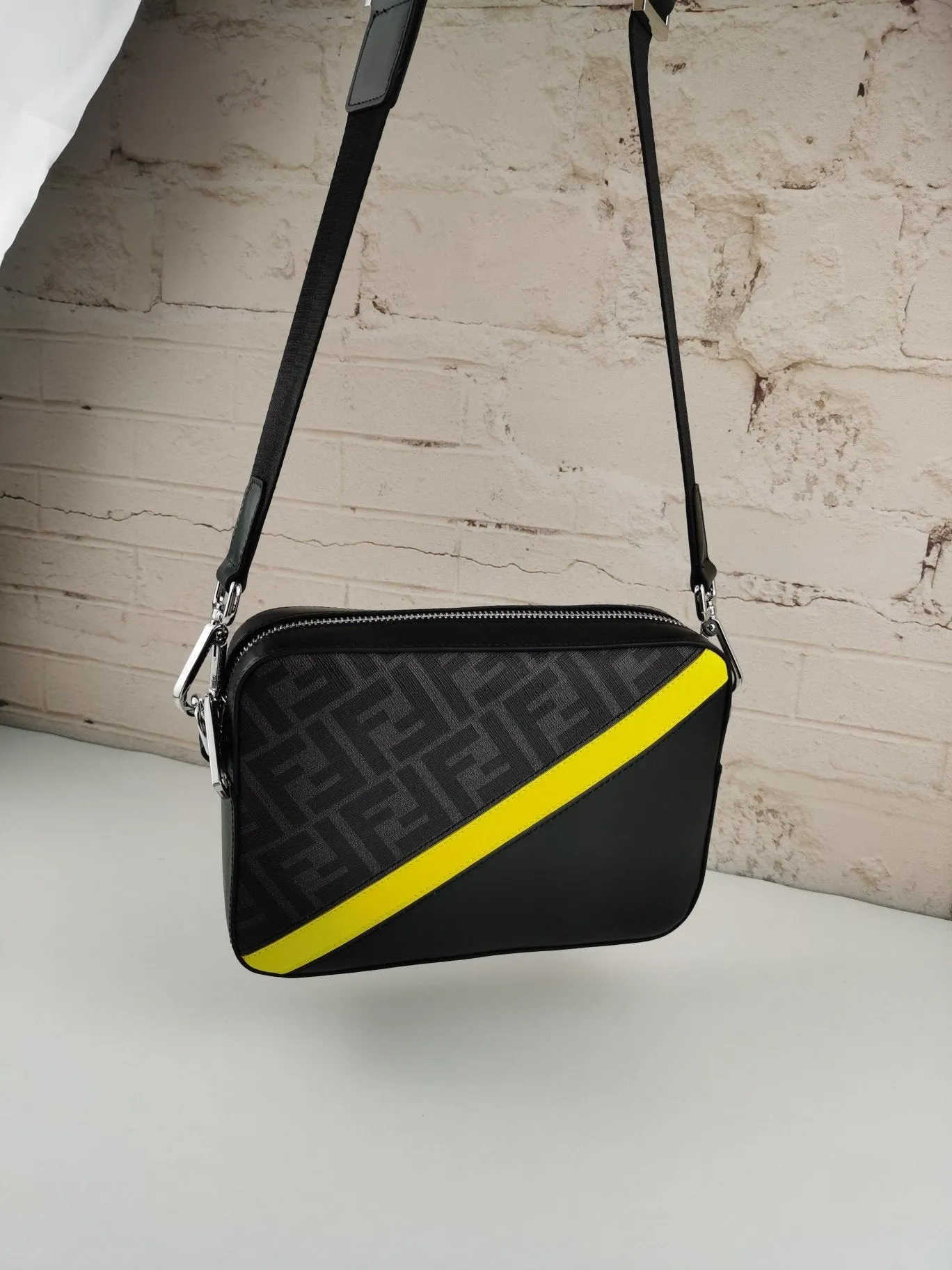 EN   Designer bags by Fendi 175