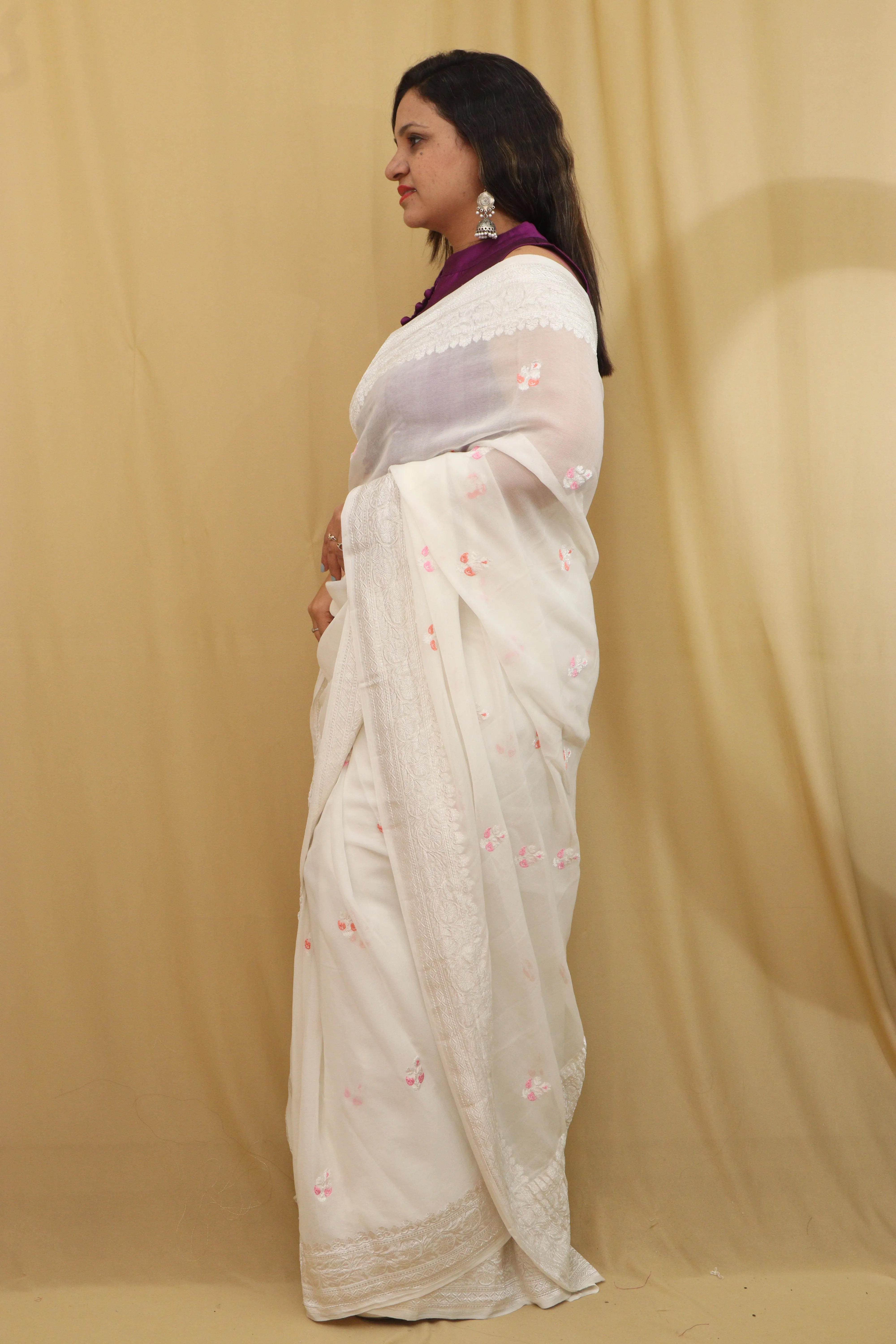 Exquisite Dyeable Banarasi Georgette Saree