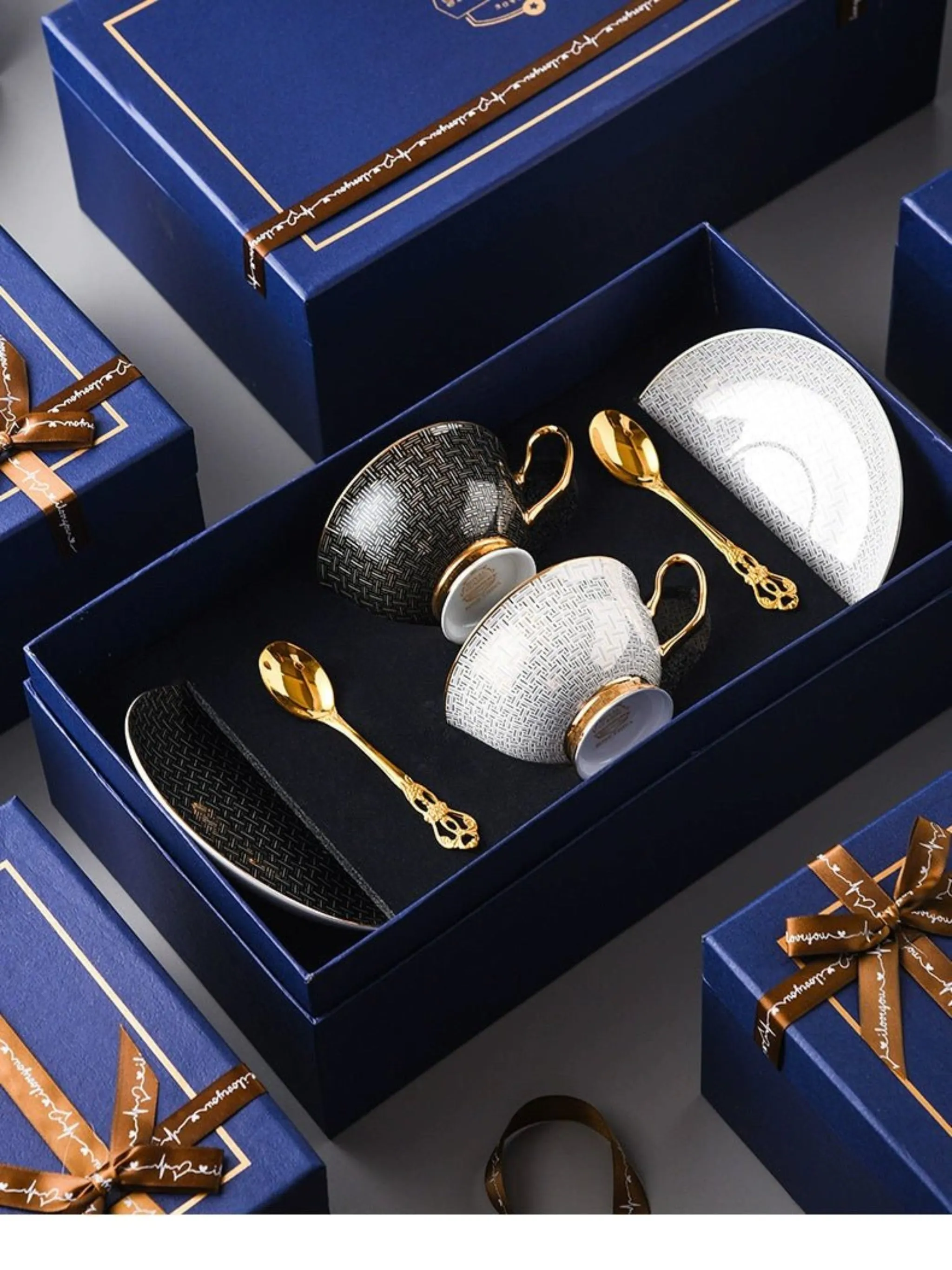Exquisite European Bone China Coffee and Tea Cup Gift Set