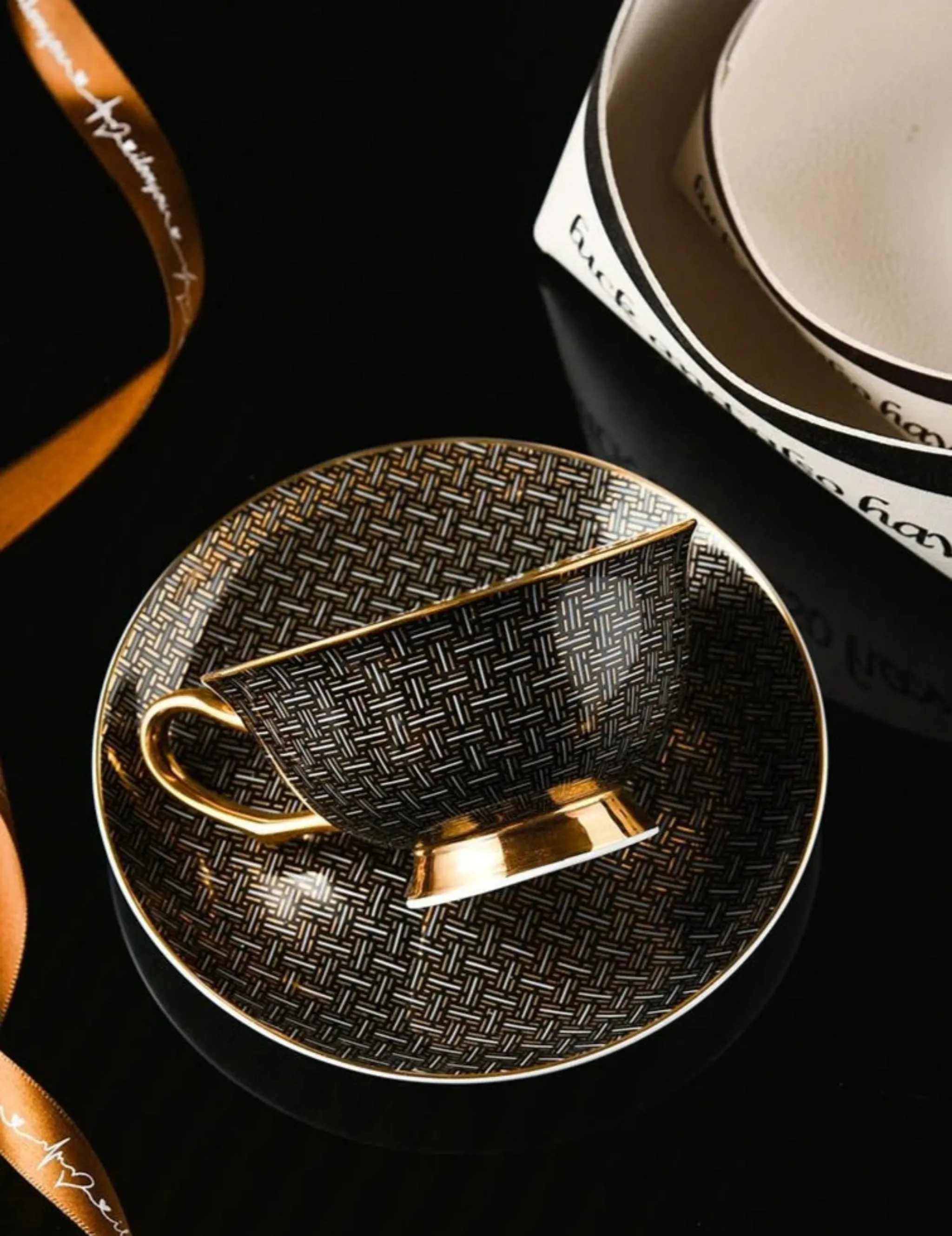 Exquisite European Bone China Coffee and Tea Cup Gift Set