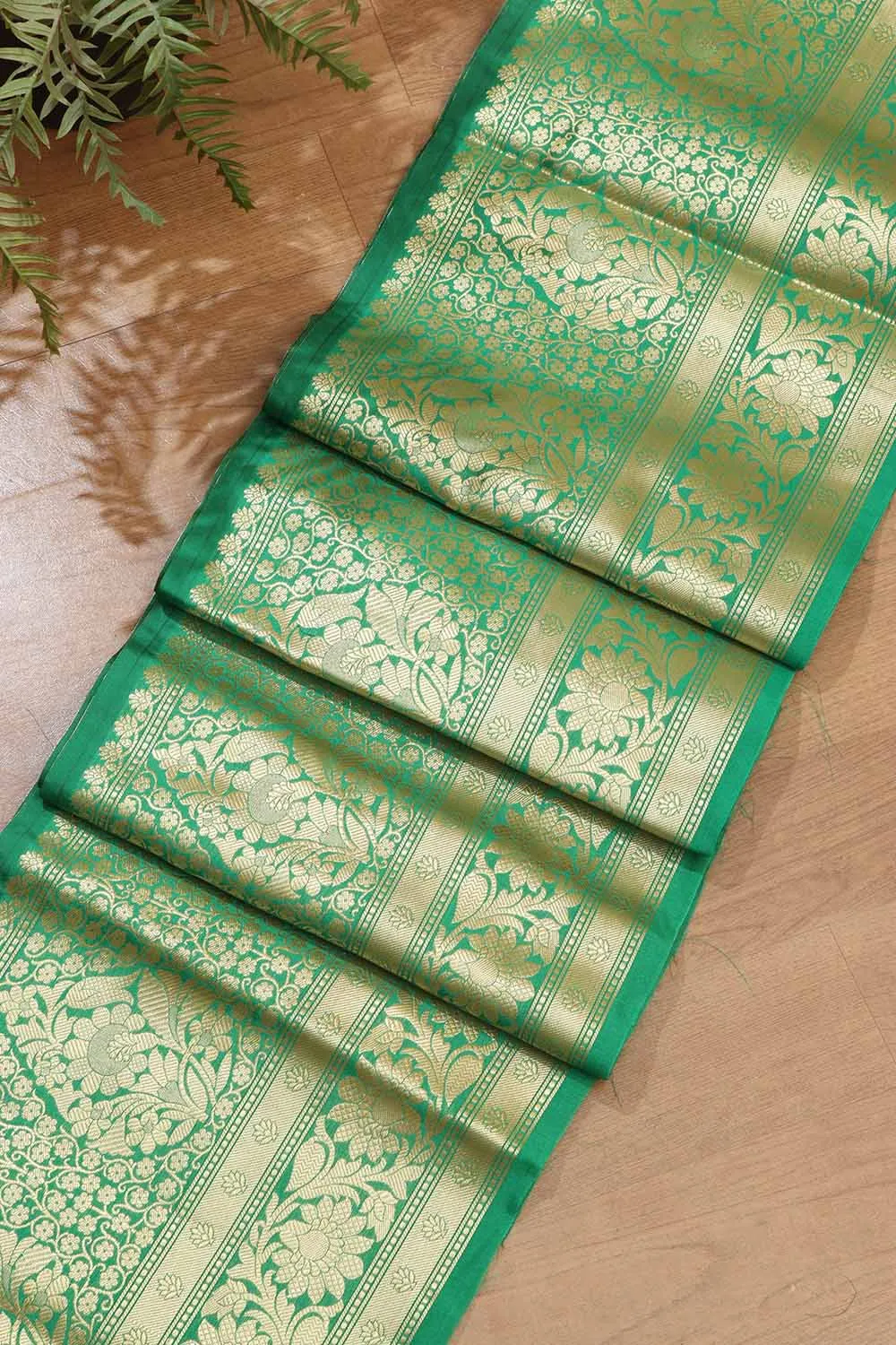 Exquisite Green Banarasi Silk Lace ( 1 Mtr )