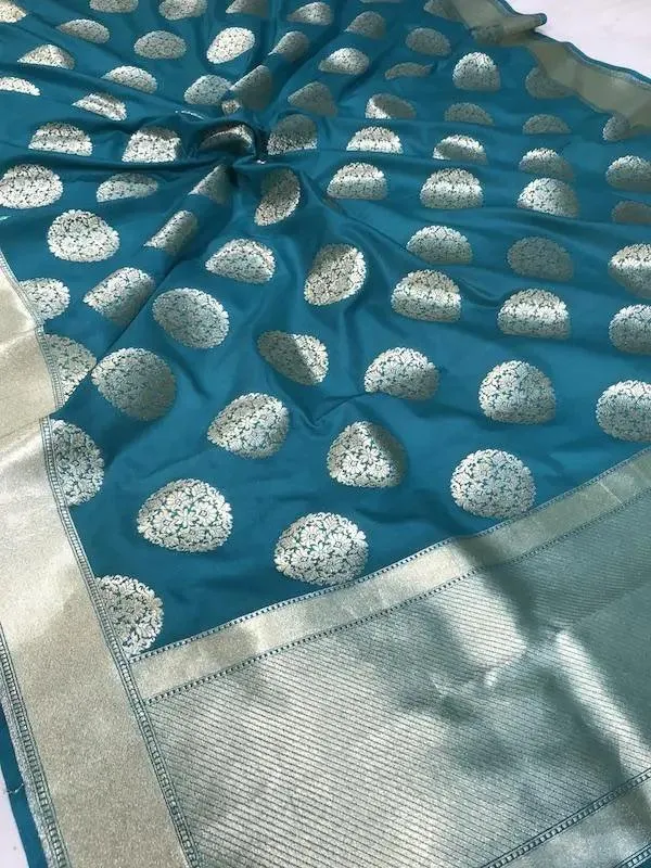 Exquisite Green Handwoven Banarasi Silk Dupatta
