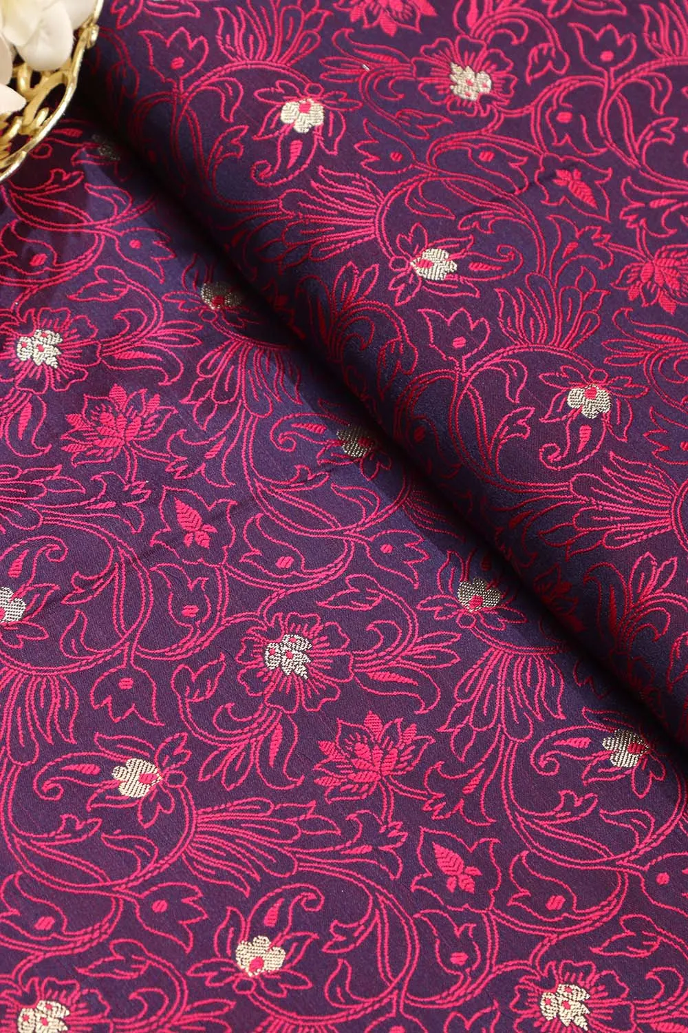 Exquisite Purple Banarasi Tanchui Silk Fabric ( 1 Mtr )
