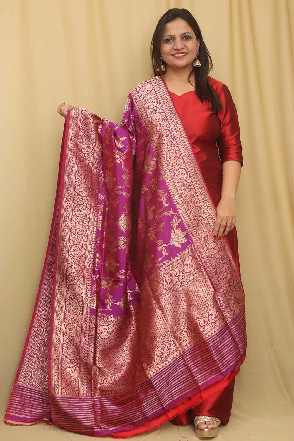 Exquisite Purple Handloom Banarasi Silk Meenakari Dupatta