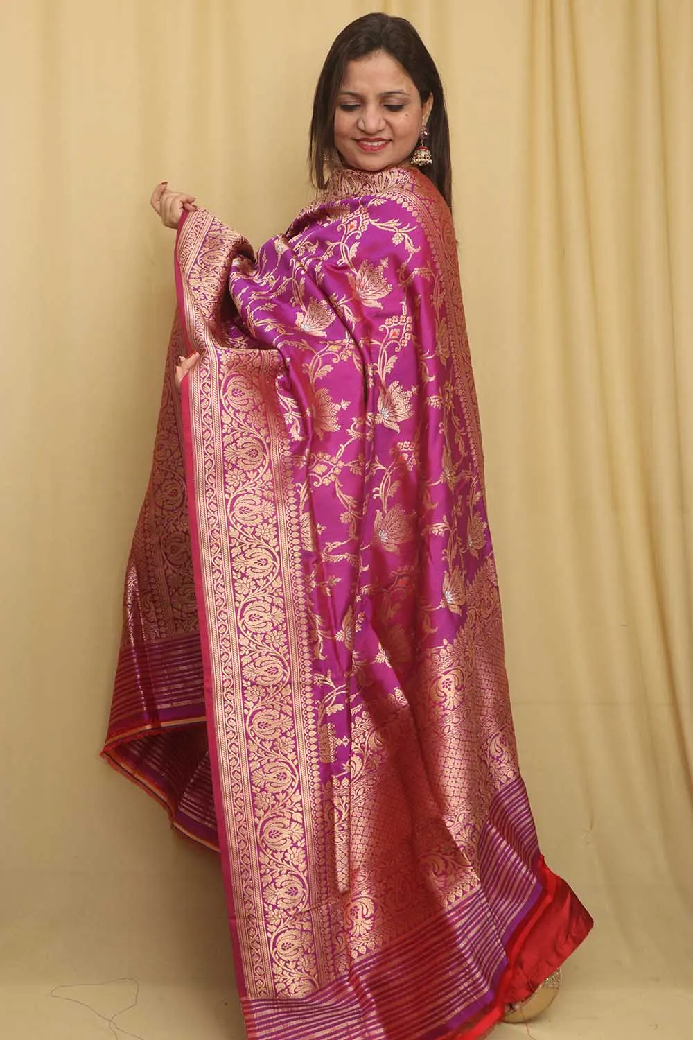 Exquisite Purple Handloom Banarasi Silk Meenakari Dupatta