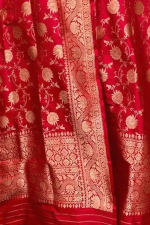 Exquisite Red Banarasi Silk Dupatta - Handloom Katan