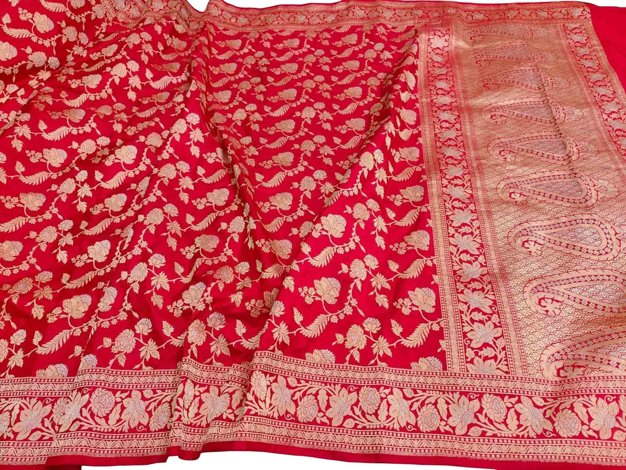 Exquisite Red Handloom Banarasi Katan Silk Saree