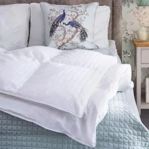 Laura Ashley Premium Duck Feather and Down 13.5 Tog Double Duvet