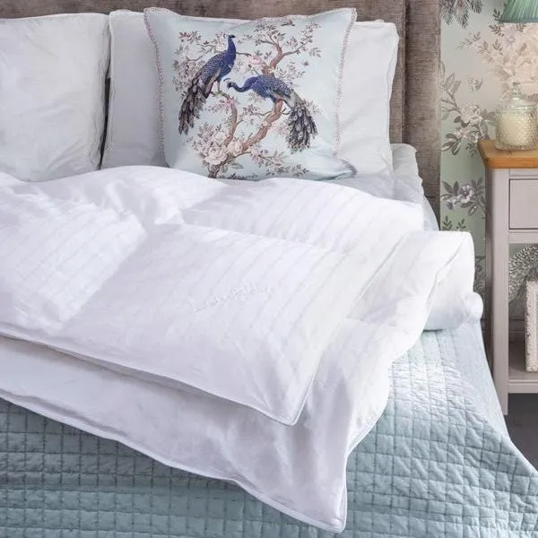 Laura Ashley Premium Duck Feather and Down 13.5 Tog Double Duvet