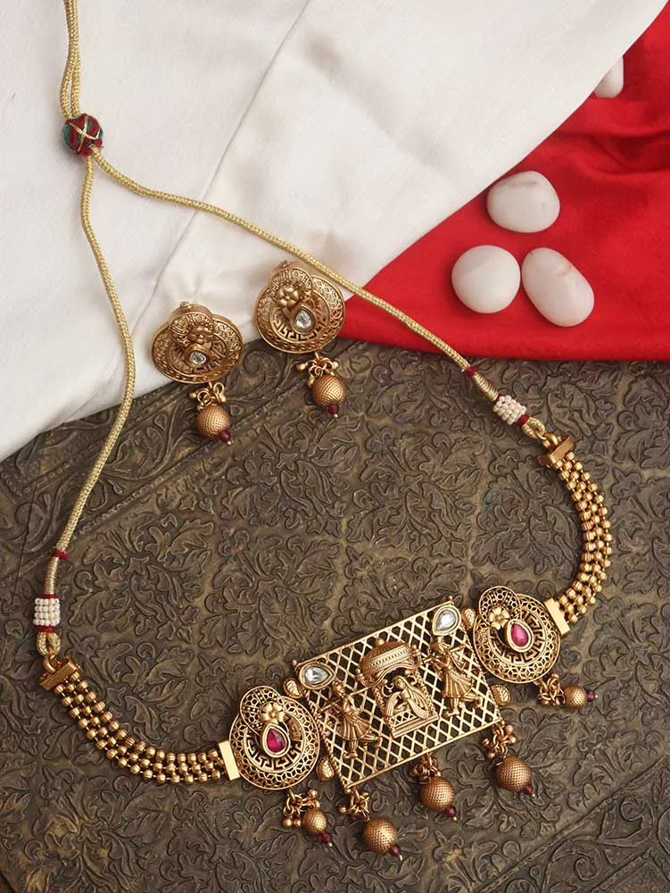 Regal Charm: Luxurionworld's Exclusive Necklace Set for Elegant Occasions