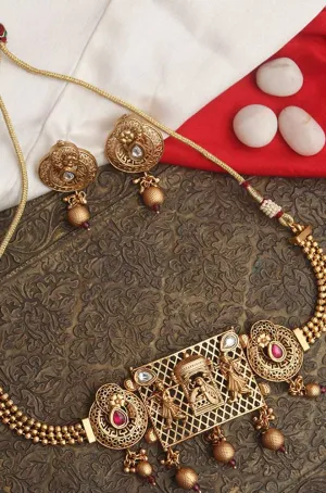 Regal Charm: Luxurionworld's Exclusive Necklace Set for Elegant Occasions