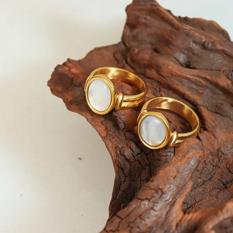 Retro Charm White Sea Shell 18K Gold Index Finger Ring - Everyday Genie Collection
