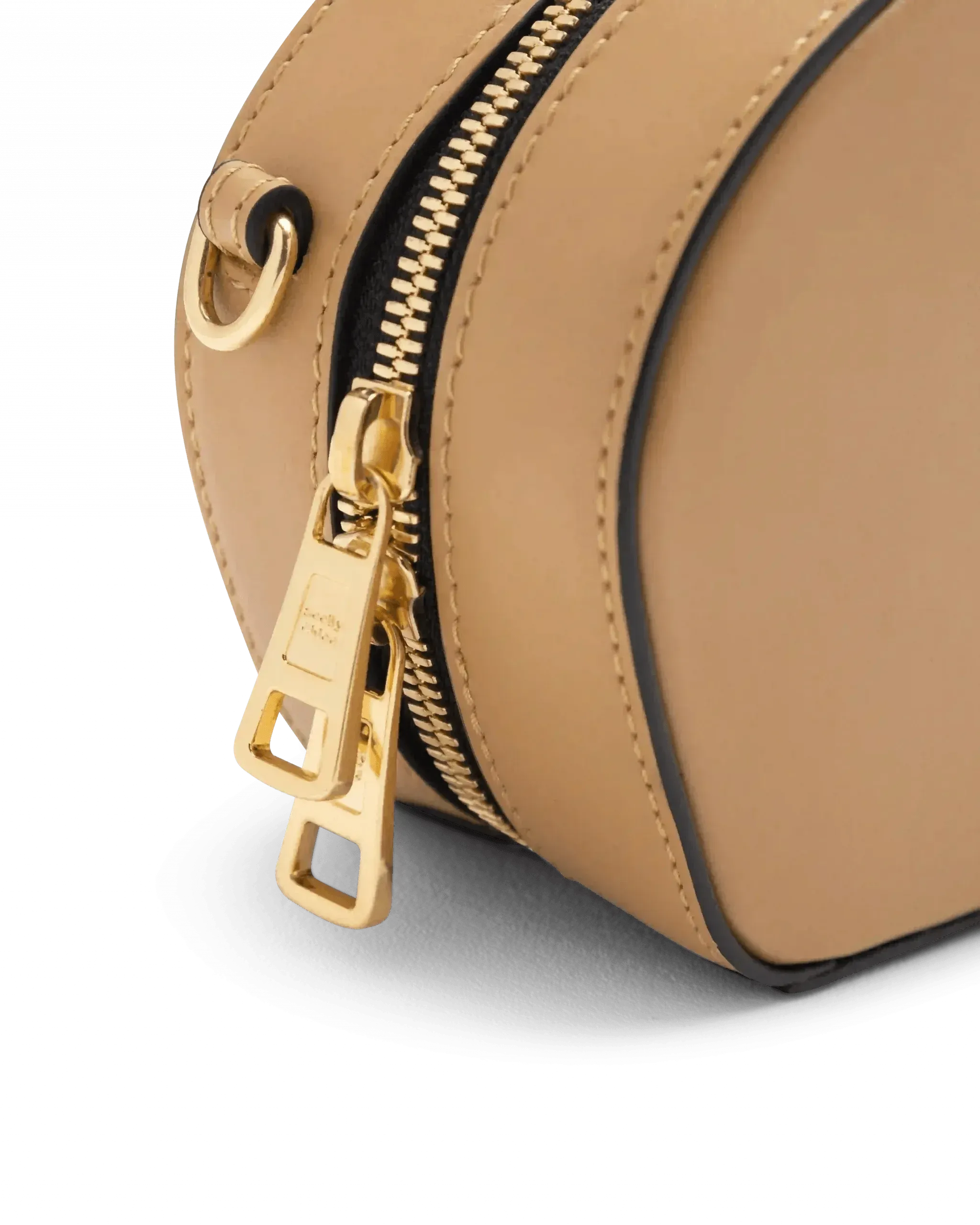 Shell Chain Shoulder Bag