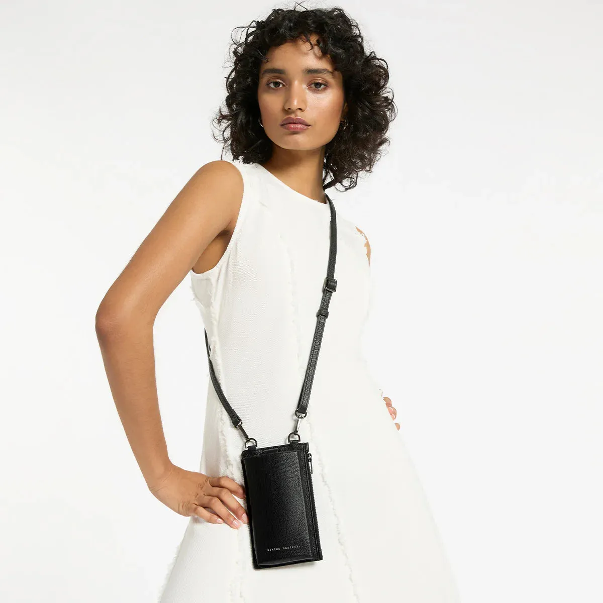 Status Anxiety - Voyager Bag (Black)