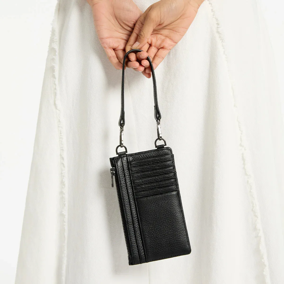 Status Anxiety - Voyager Bag (Black)