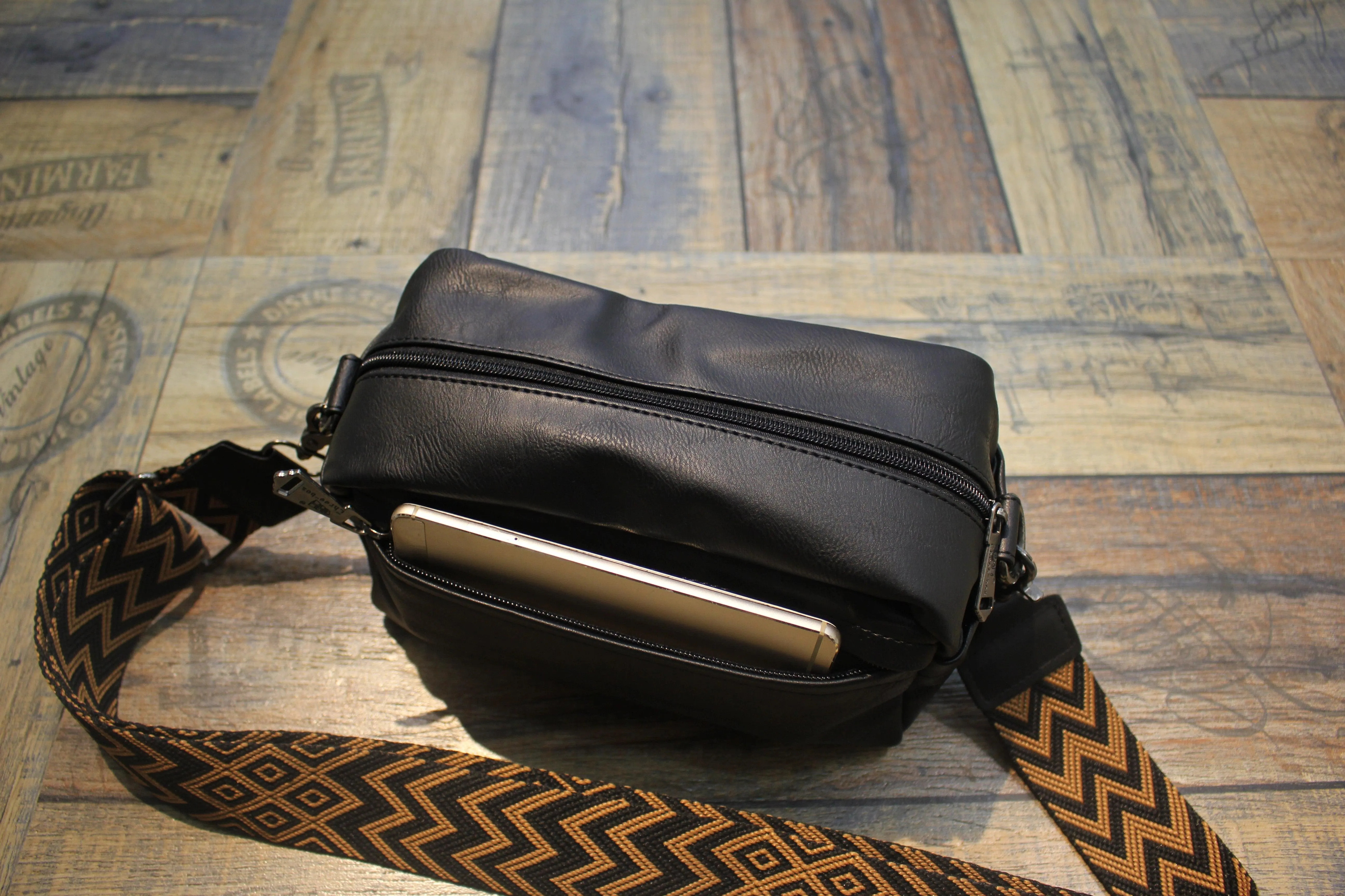 Vvsha  Christmas Gift Soft Leather Crossbody Bag